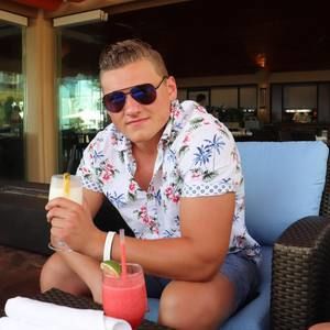 Meet your Posher, Nick